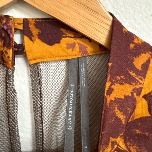 ⚜️Anthropologie Bell Sleeve Floral Blouse⚜️ - Picture 3 of 4